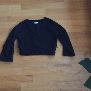 Made well wrap around black top